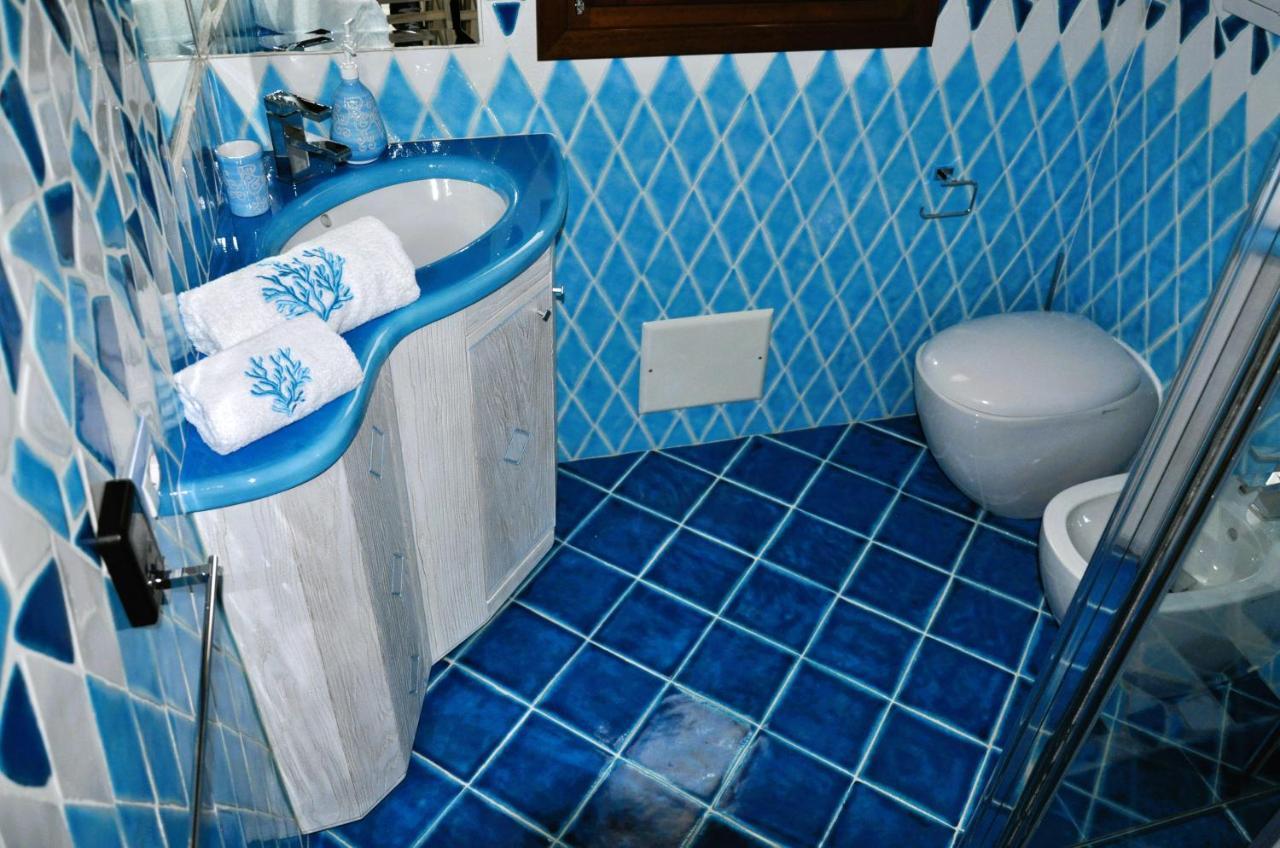 Villa Nadia Con Piscina Privata Budoni タナウネッラ エクステリア 写真