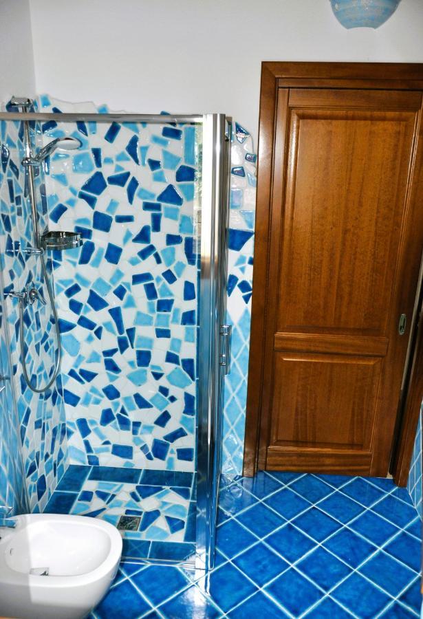 Villa Nadia Con Piscina Privata Budoni タナウネッラ エクステリア 写真