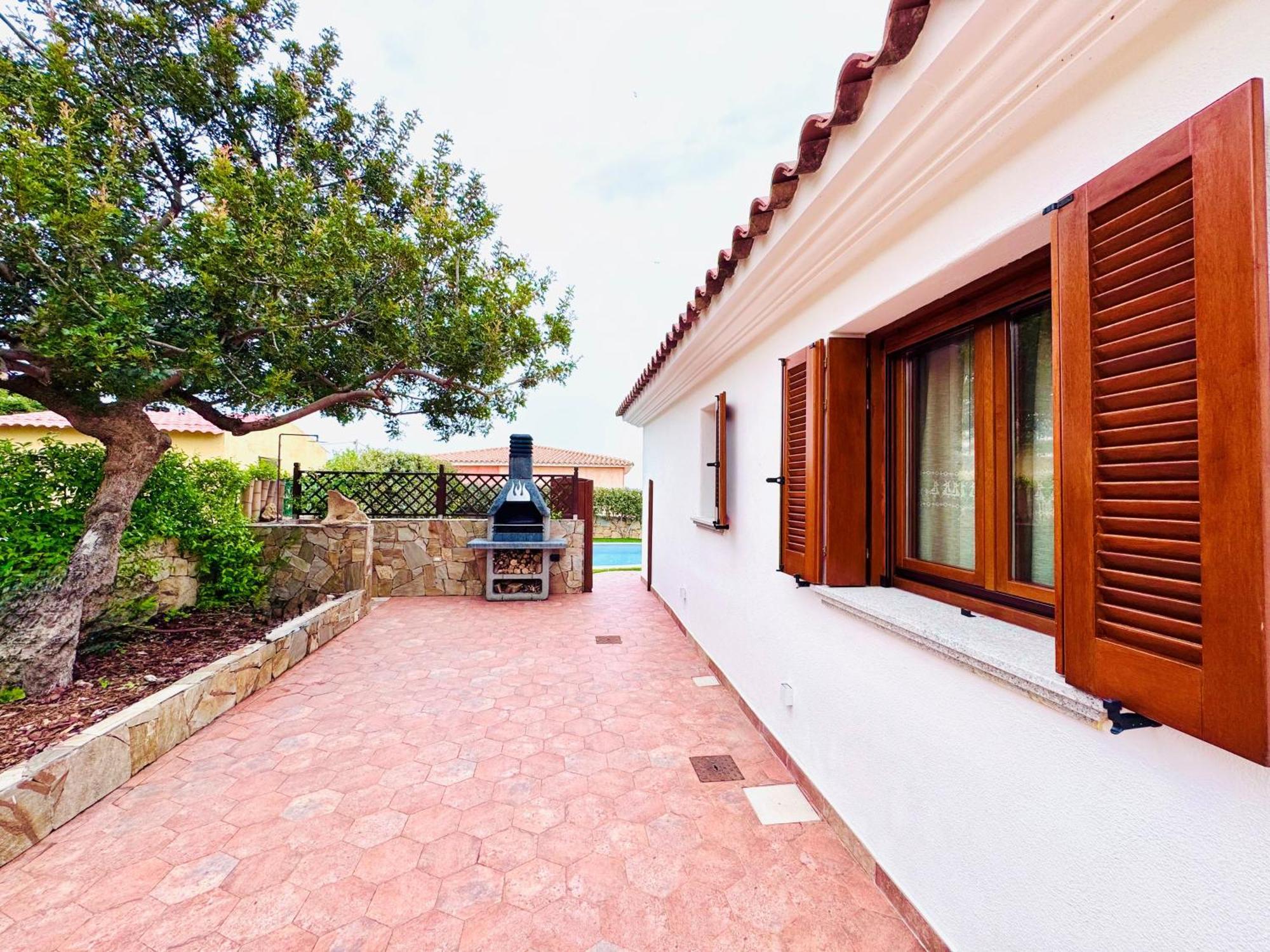 Villa Nadia Con Piscina Privata Budoni タナウネッラ エクステリア 写真