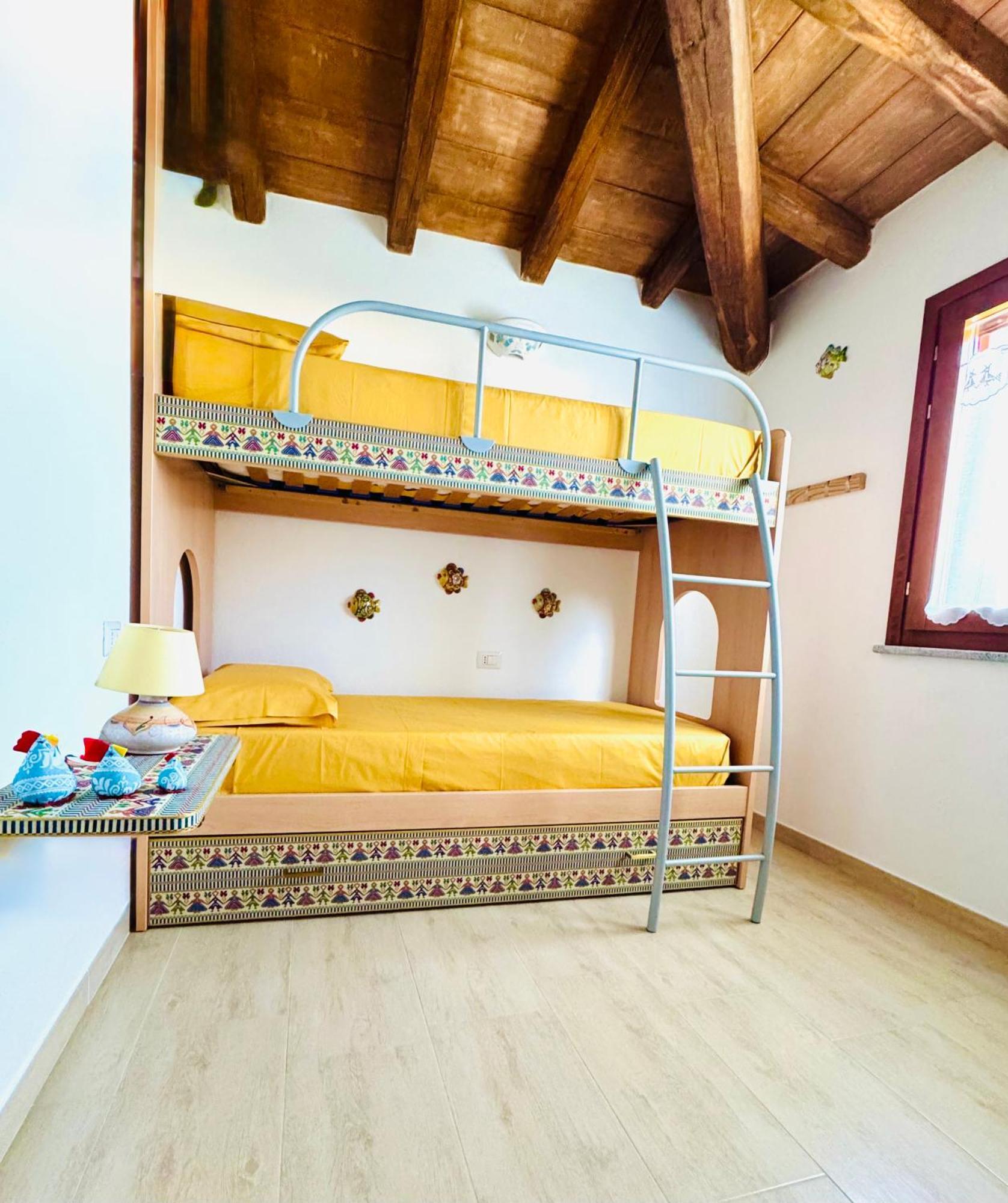 Villa Nadia Con Piscina Privata Budoni タナウネッラ エクステリア 写真
