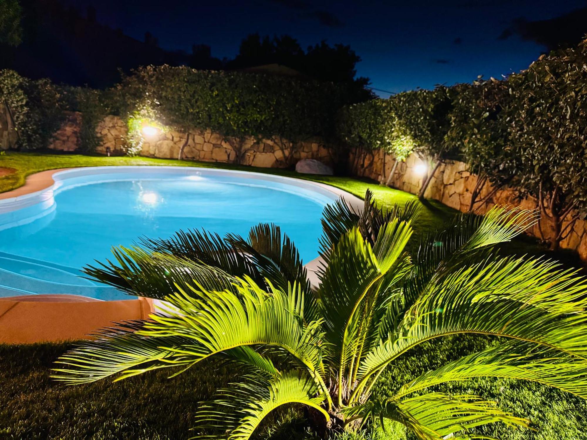 Villa Nadia Con Piscina Privata Budoni タナウネッラ エクステリア 写真